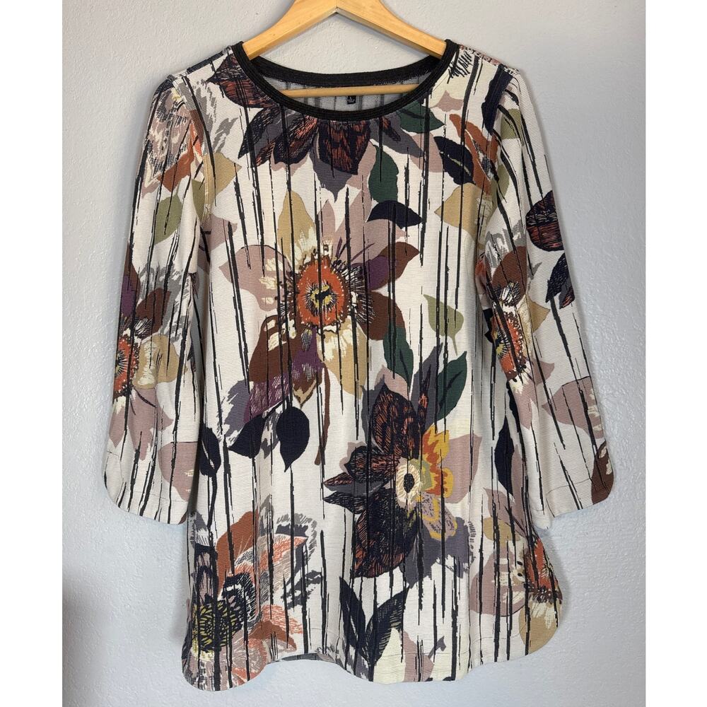 John Mark Floral Beige Top Tunic 3/4 Sleeves Relaxed Fit Neutral Pull Over Tan